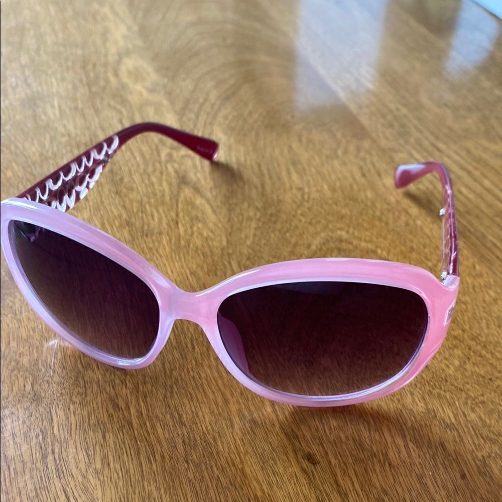 Olivia & Co sunglasses